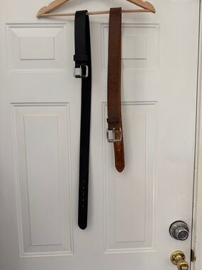 Timberland (black) -Levi’s (brown) Genuine leatherMen's Belts Size 36